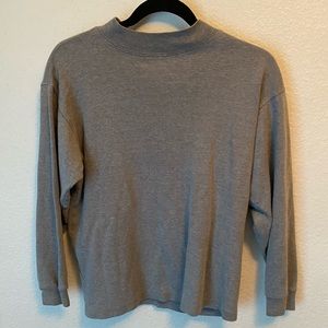 Turtle neck grey sweatshirt
